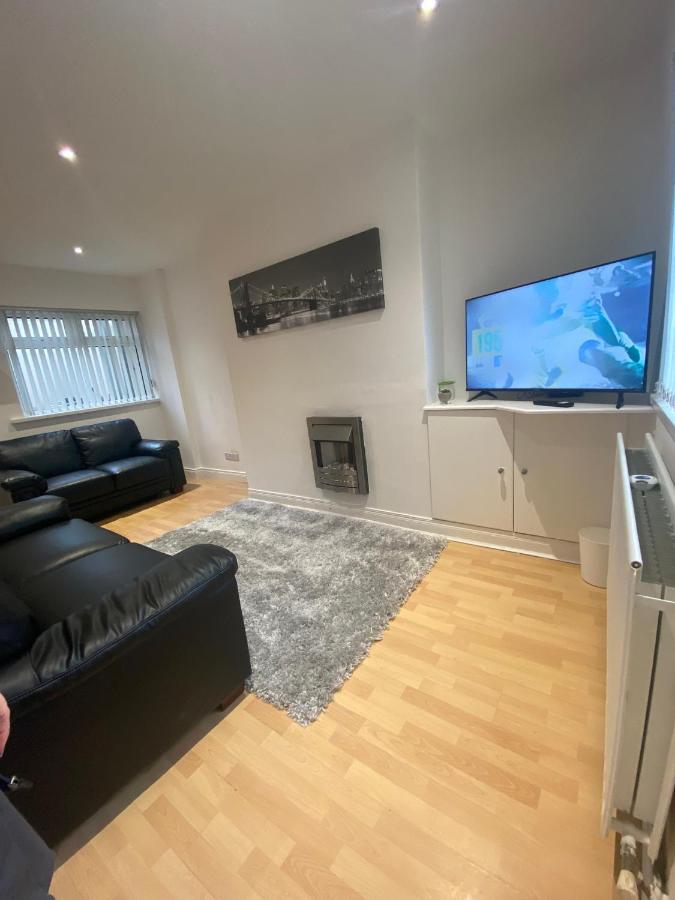 Modern Two Bed House Close To City Centre Belfast Exterior foto